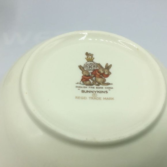 1984 Bunnykins Royal Doulton Bowl Painter and RD BUNNYKINS Nurseryware cup - Picture 3 of 4